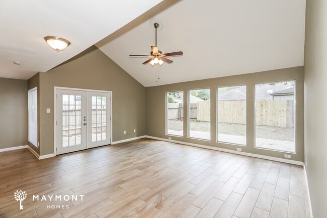 Foto del edificio - 15907 Red Willow Dr