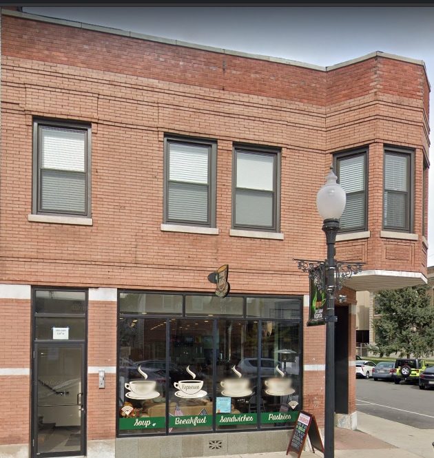 Primary Photo - 1423 119th St