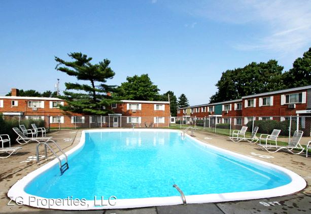Foto del edificio - 13330 Holland Rd