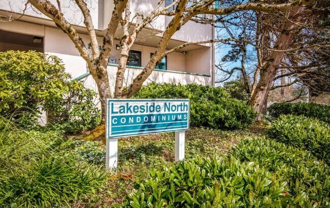 Building Photo - 1 bedroom in Seattle WA 98115