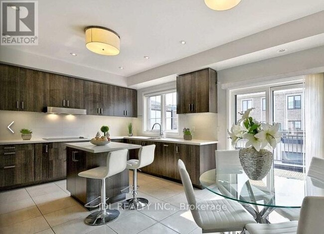 Building Photo - 4 Mildred Temple Wy