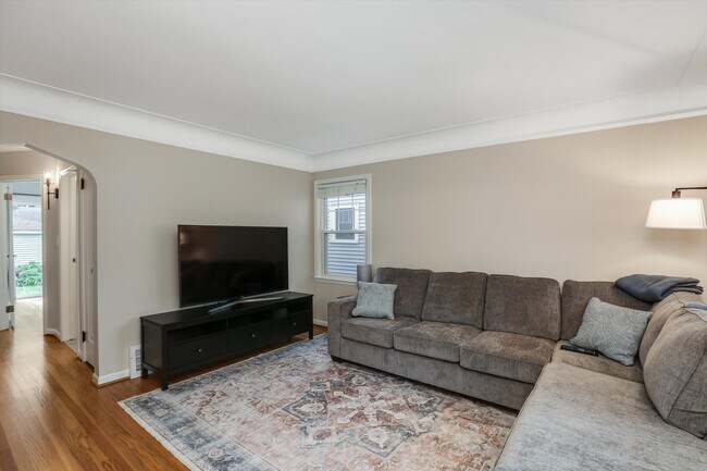 Foto del edificio - 498 Ann St