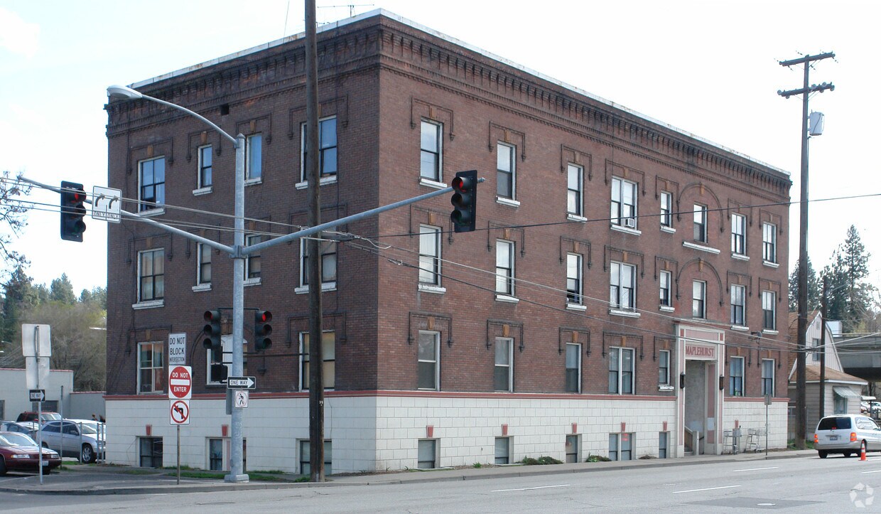 Primary Photo - Maplehurst Apartment Building