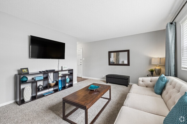 Chapel Tower - Students save up to 10%! - Chapel Tower - Students save up to 10%! Apartments