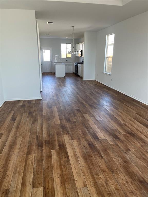Building Photo - 605 Goat Willow Ln
