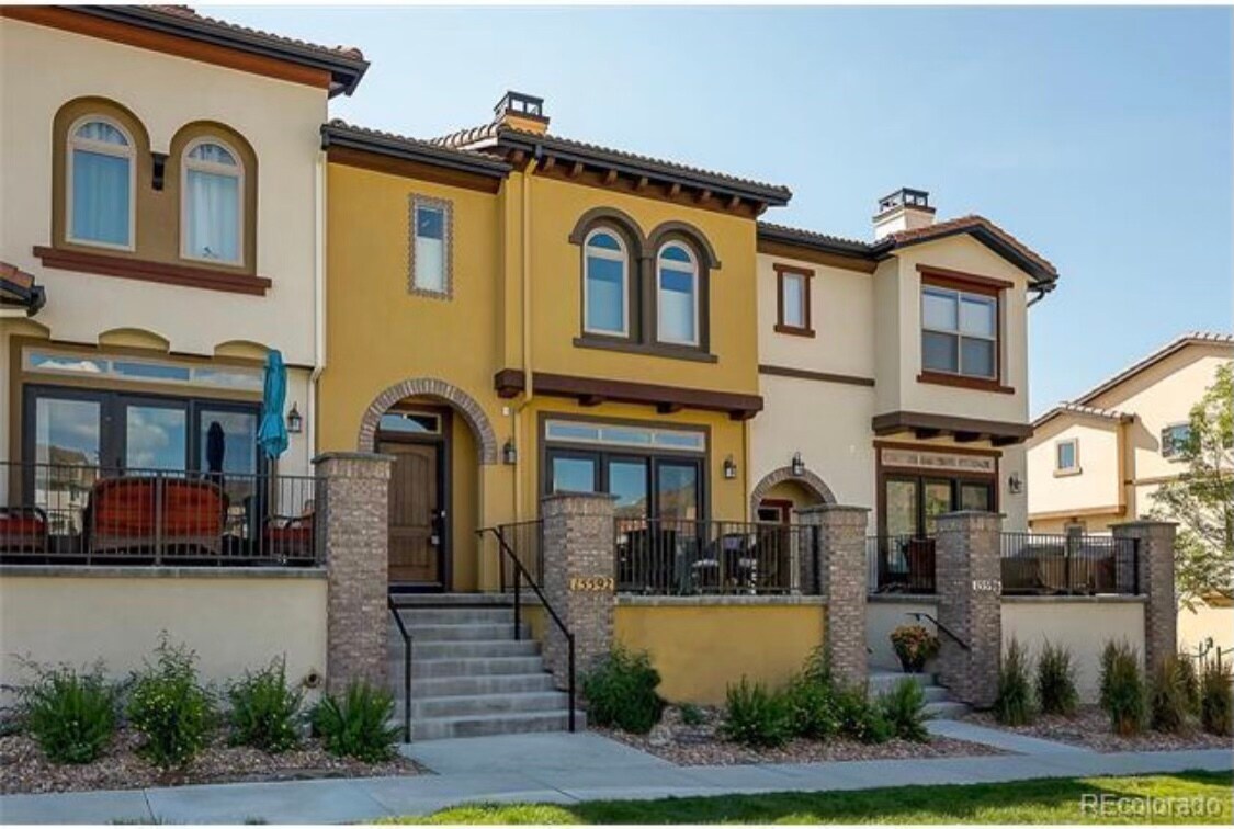 Foto principal - 15592 W Wesley Ave
