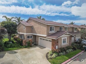 Building Photo - 7892 Southwind Cir
