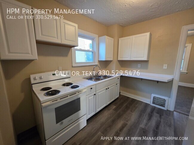 Foto del edificio - 423 Cypress Ave