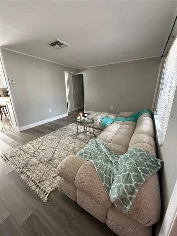 Foto del edificio - 2021 Valley Dr