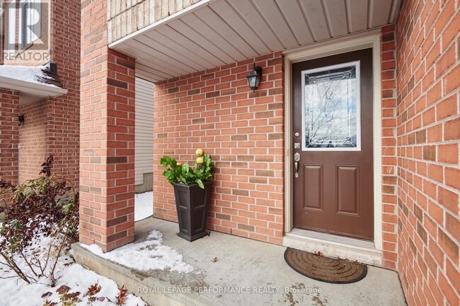 Photo du bâtiment - 622 Louis Toscano Dr