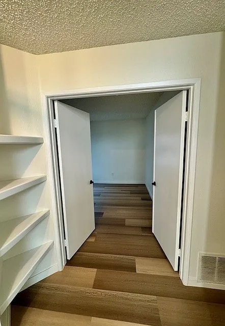 Foto del edificio - 3238 Canary Ct