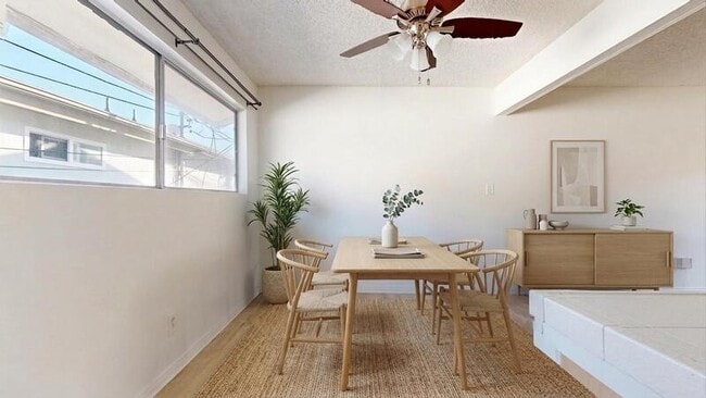 Foto del edificio - 1306 Amethyst St