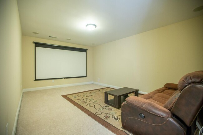 Foto del edificio - 324 Dunnwood Loop