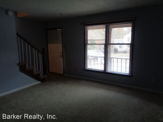 Foto del edificio - 101-105 Greengate Ct