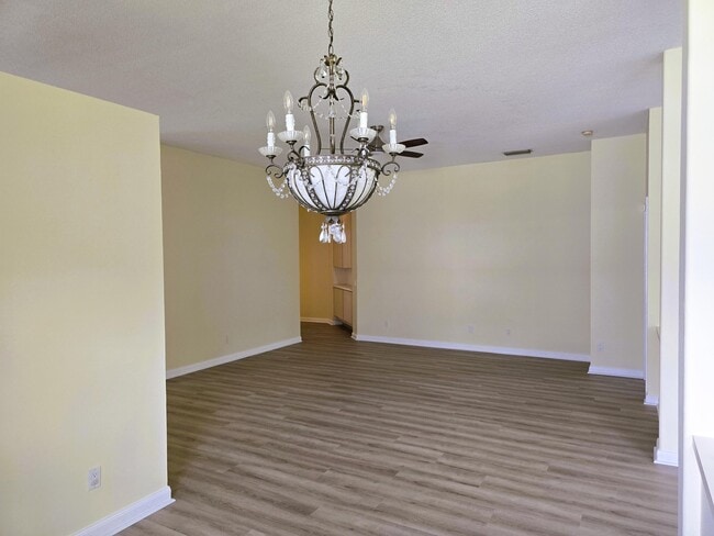 Building Photo - 5131 SE Sweetbrier Terrace