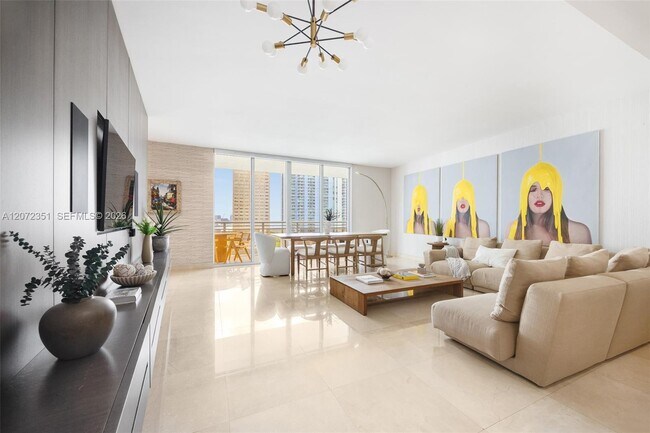 Foto del edificio - 901 Brickell Key Blvd