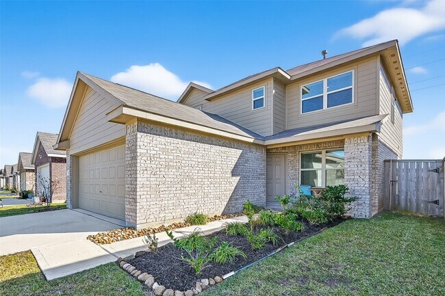 Foto del edificio - 7402 Clover Chase Dr