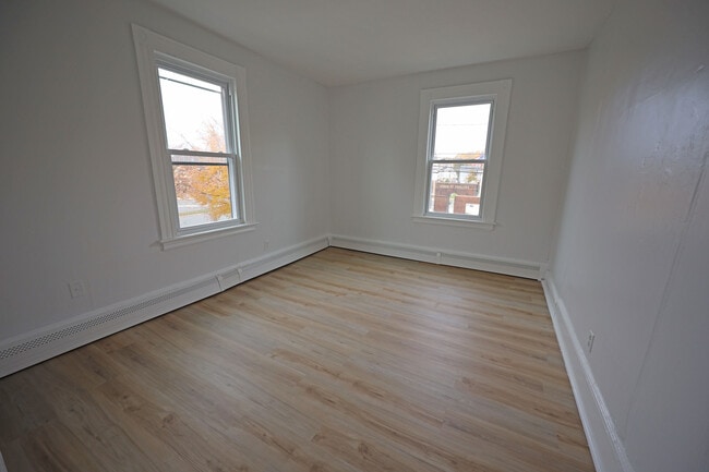 Foto del edificio - 358 Washington St