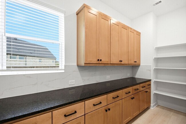 Building Photo - 14314 Olive Hbr Trl