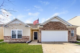 Building Photo - 3058 Arrowroot Way