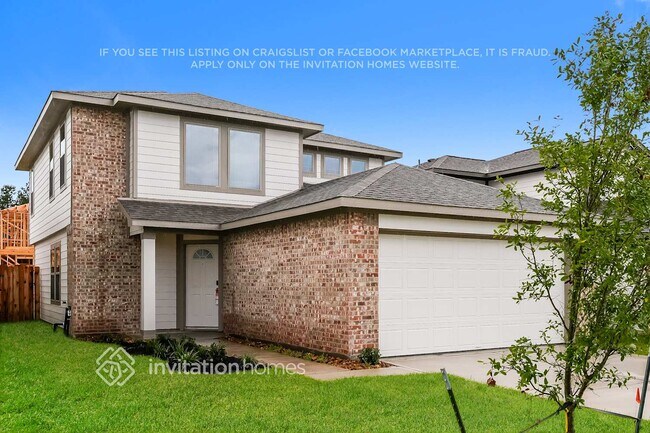 Building Photo - 5608 Poinsettia Pl