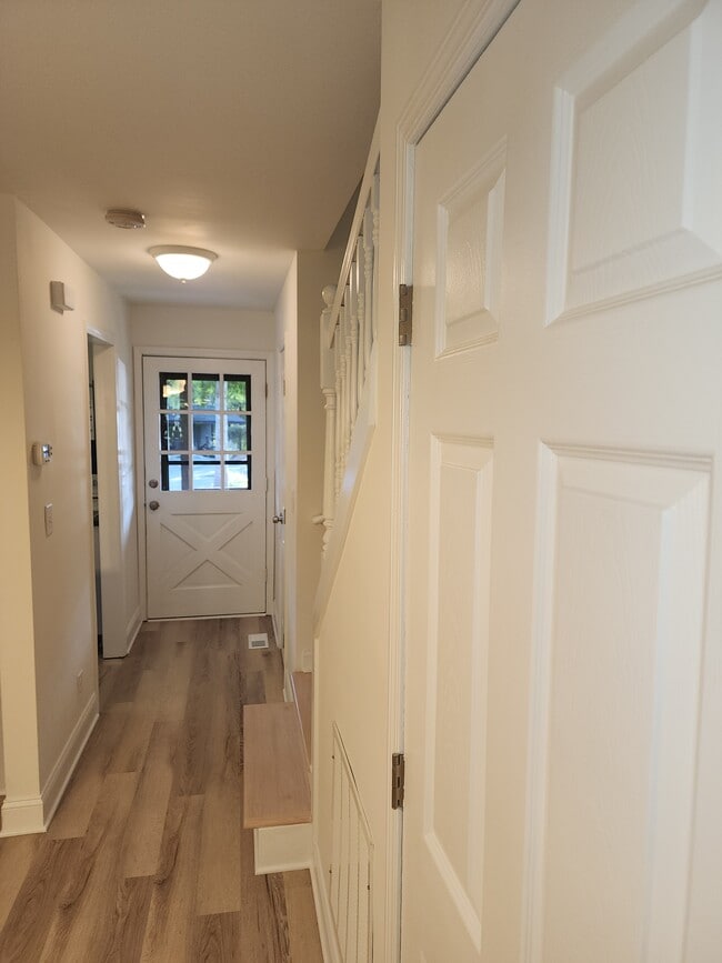 Foto del edificio - 28 Mountain View Ct