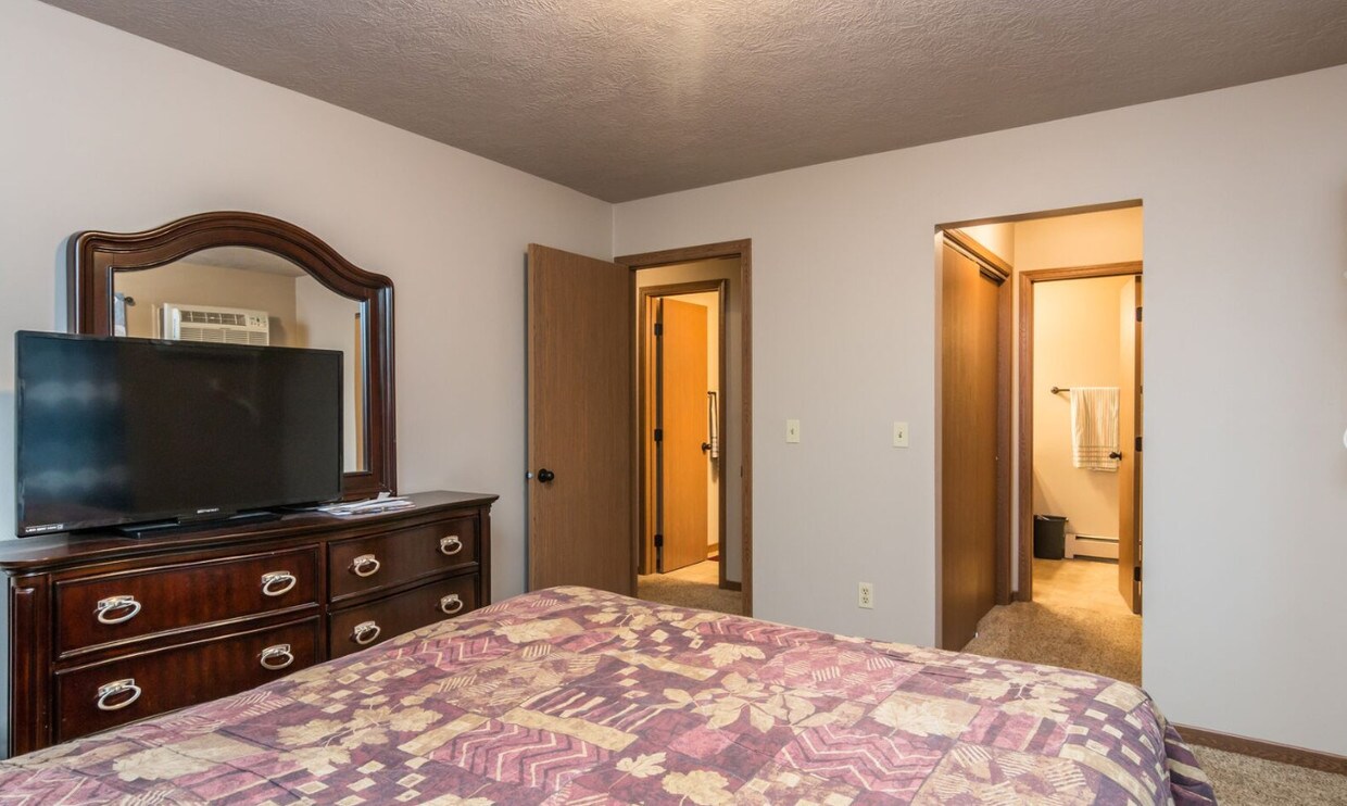 Parkview Apartments 500 S Kiwanis Ave Sioux Falls, SD Apartments