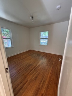 1 bedroom - 4969 Vincent Ave