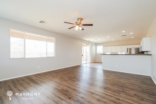 Foto del edificio - 10575 E Primrose Ln