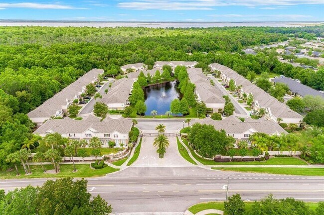 Foto del edificio - 602 Pinebranch Cir