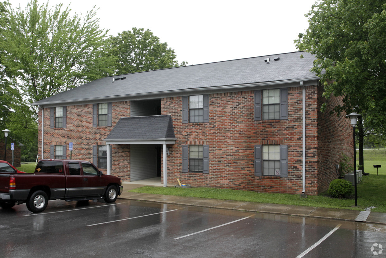 Primary Photo - Bluff Trace Apartments