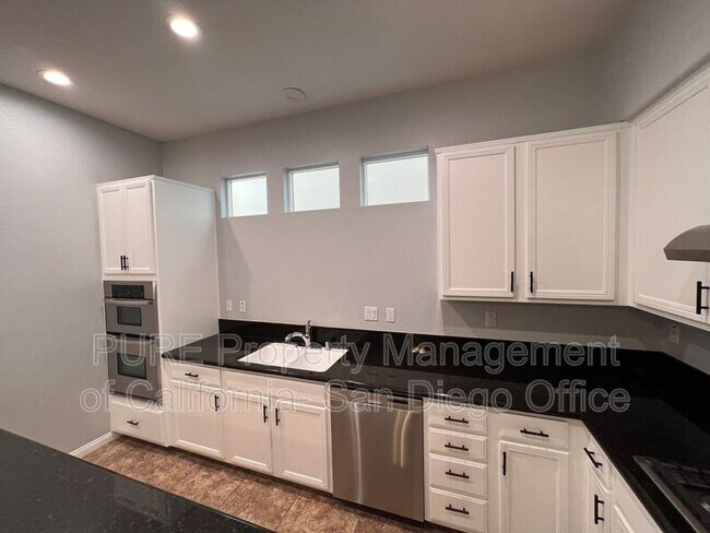 Foto del edificio - 1642 Irwin St