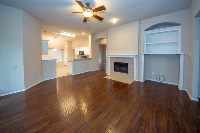 Building Photo - 11806 Amber Valley Dr