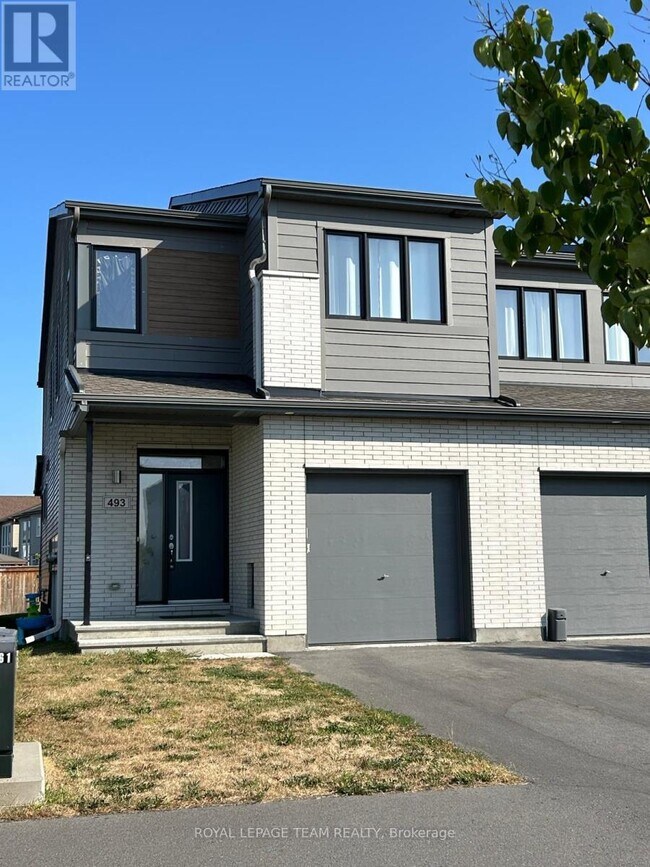 Building Photo - 493 Cope Dr
