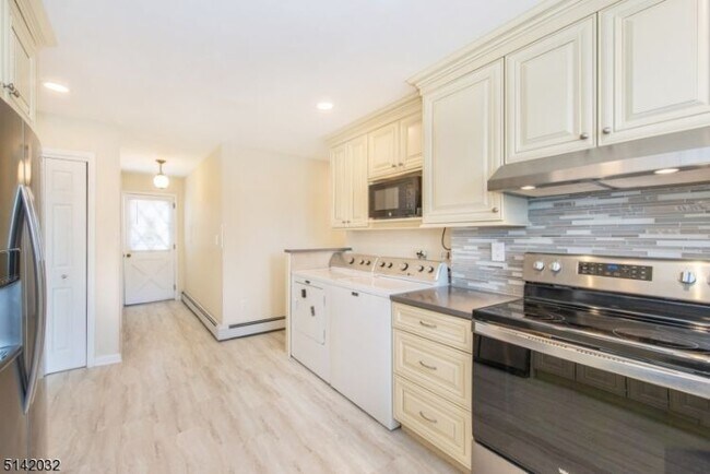 Foto del edificio - 42 Ute Ave