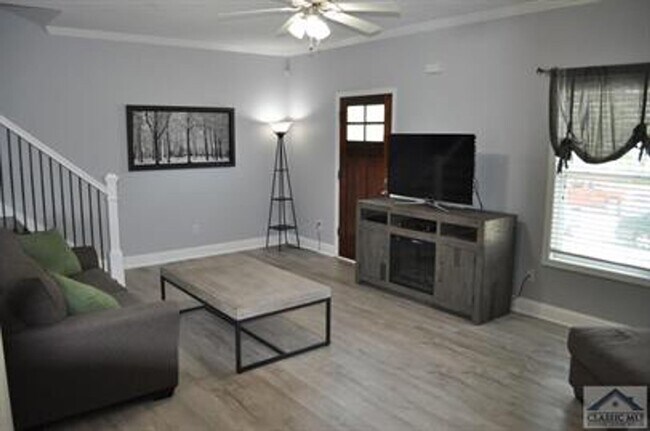 Photo - 259 Oconee River Cir House