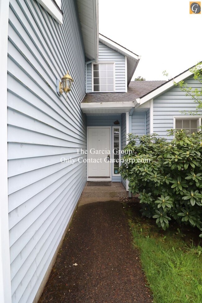 Building Photo - Wonderful Neighborhood Home in Tigard near...