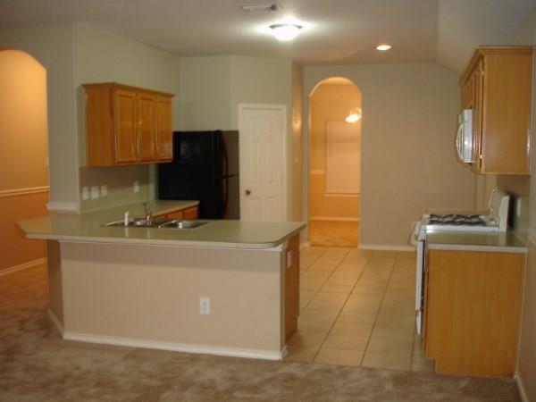 Building Photo - 3321 Clover Hill Ln
