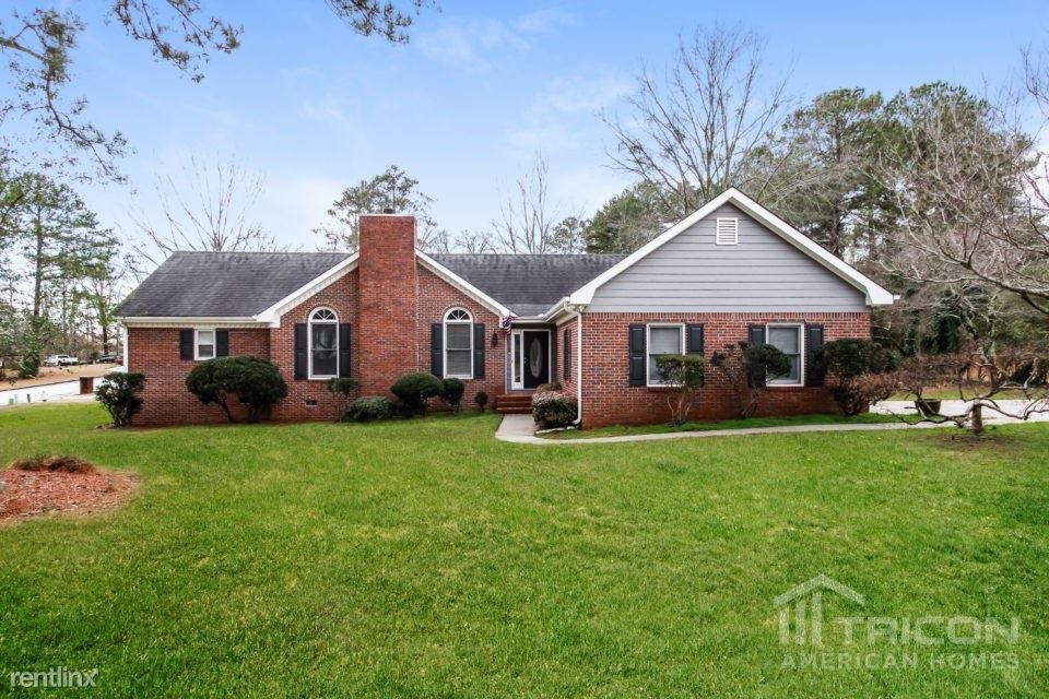 Primary Photo - 4791 Meadowlark Dr SE