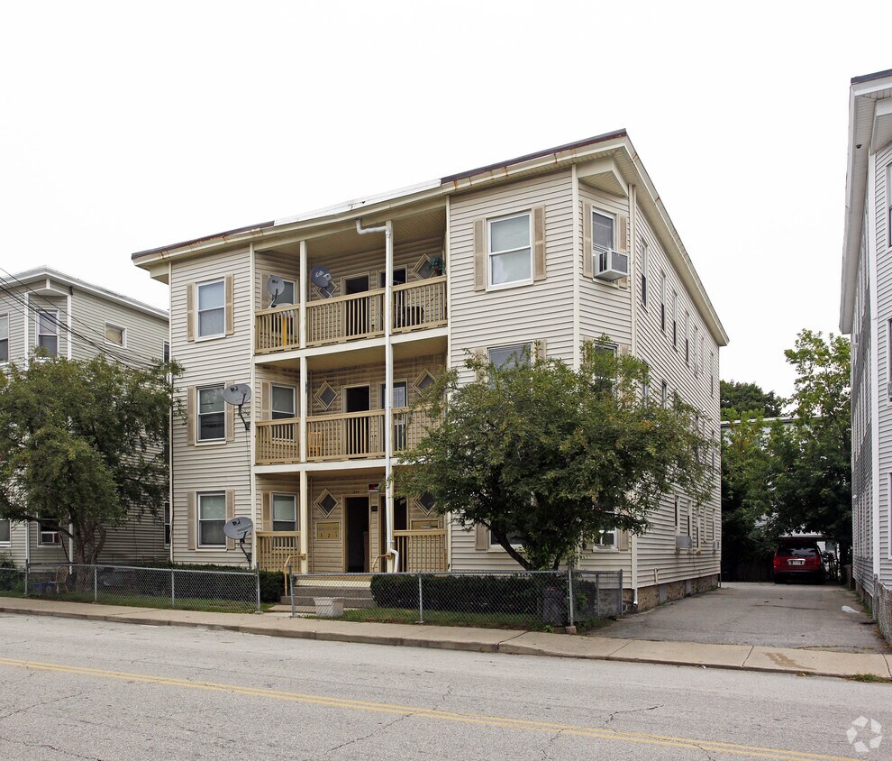 Primary Photo - 266-268 Mechanic St