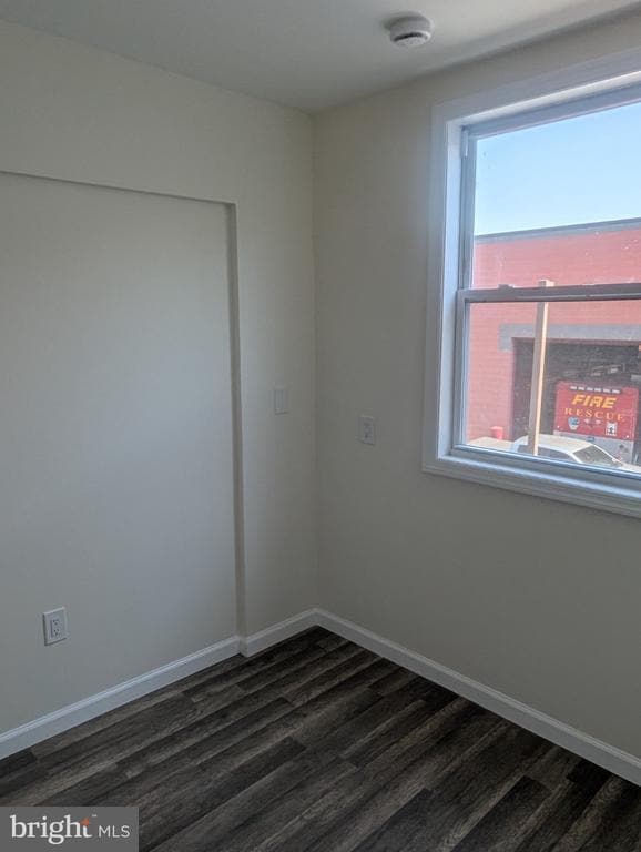 Building Photo - 457 Mechanic St