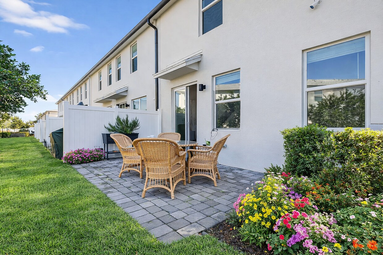 Foto del edificio - 1721 Lindley St