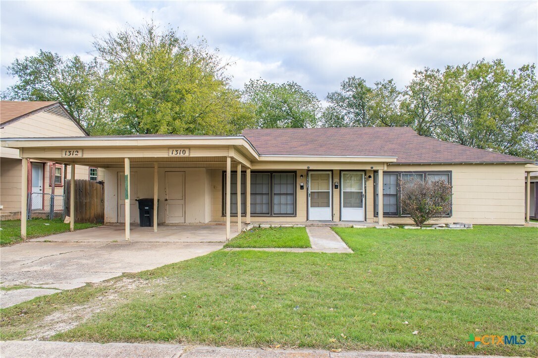 Foto principal - 1310 Massey St