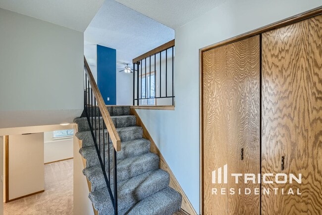 Foto del edificio - 7030 Sherwood Rd