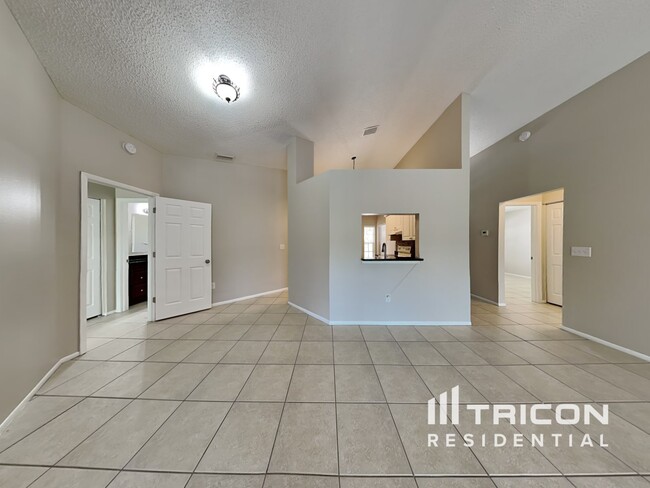Building Photo - 14012 Pomelo Place Tampa FL