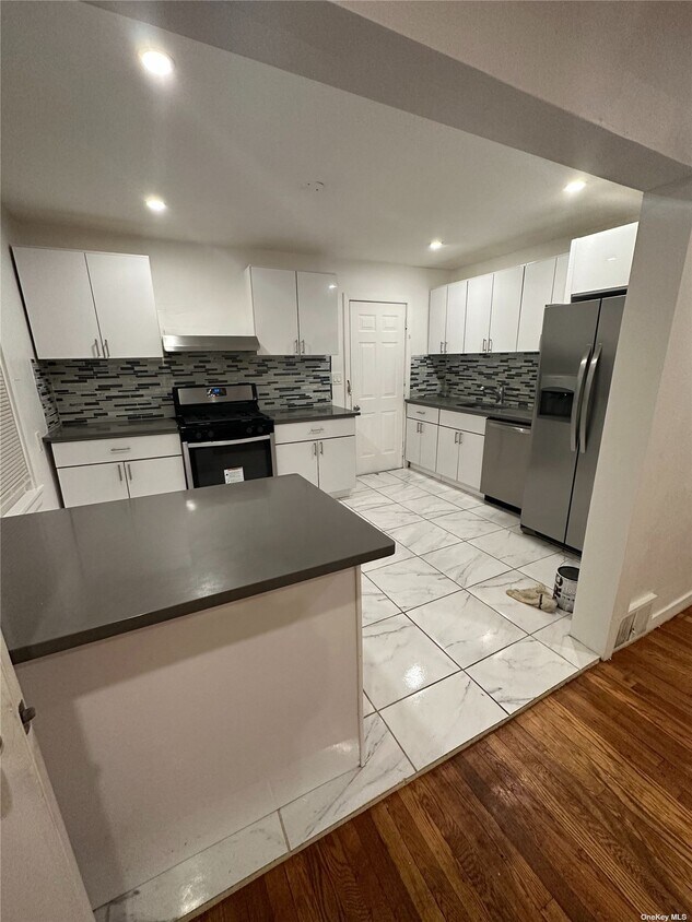 25 Ellison Ave, Westbury, NY 11590 House Rental in Westbury, NY