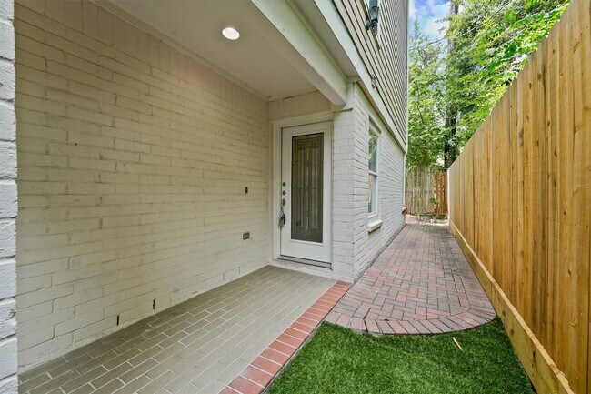 Foto del edificio - 208 Hawthorne St