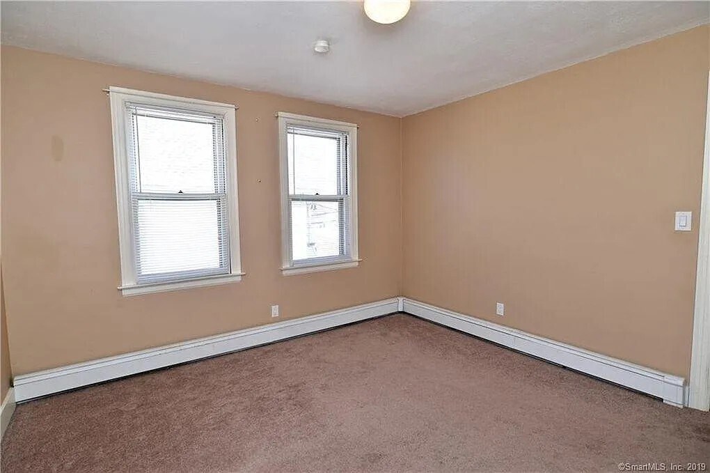 Foto principal - 83 Kneen St