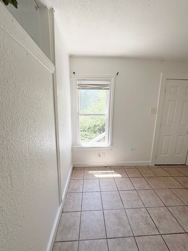Foto del edificio - 628 N 36th St