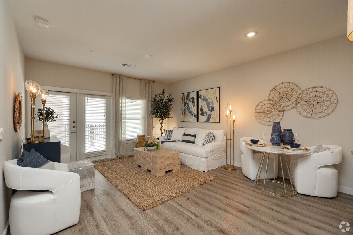 The Vic at Woodforest Apartments in Montgomery, TX